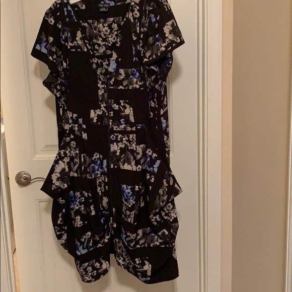 City Chic Dresses & Skirts - City Chic zip front tunic dress